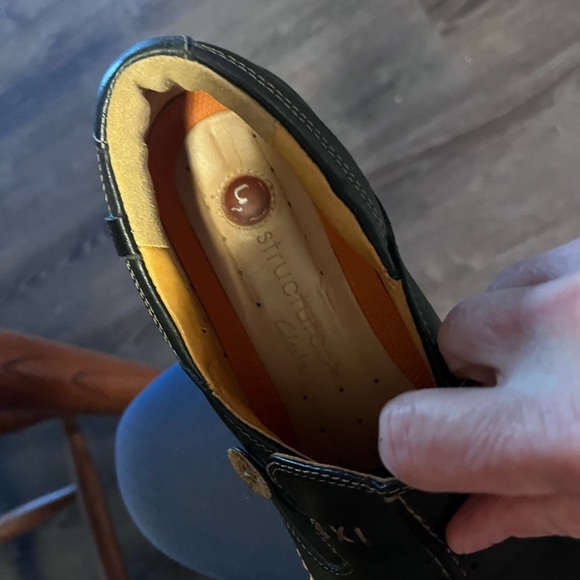 Clarks Black Leather Shoes with Stitch Detail - Picture 6 of 9